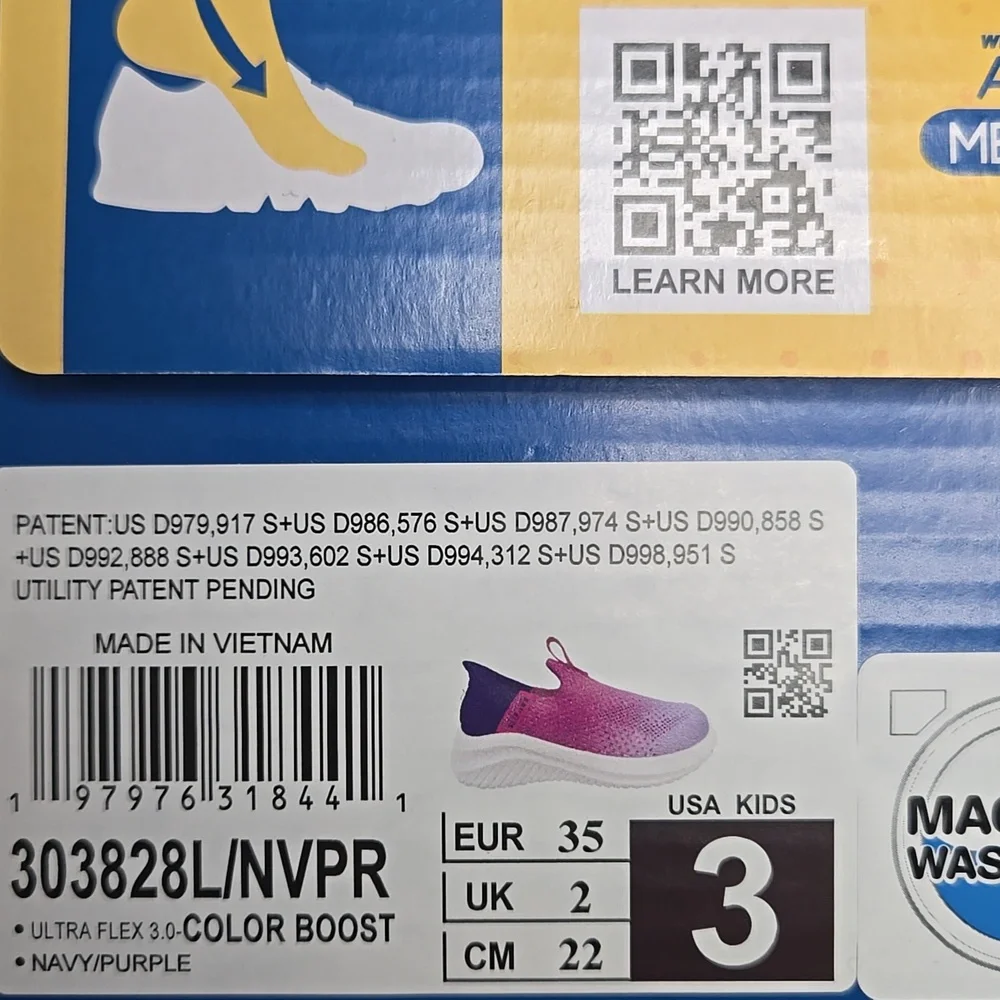 Skechers Girls Slip-Ins Sneakers, Size 3, NWT